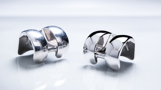 Knee implants